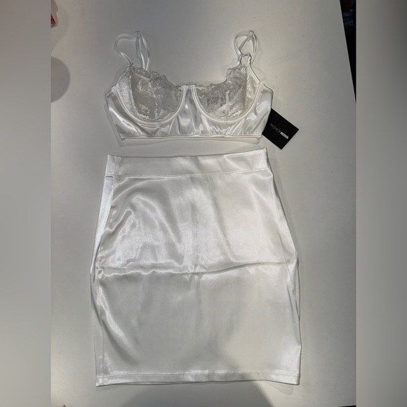 NWT Fashion Nova 2 Piece Sexy Bralette Top with Matching Skirt - Picture 6 of 14